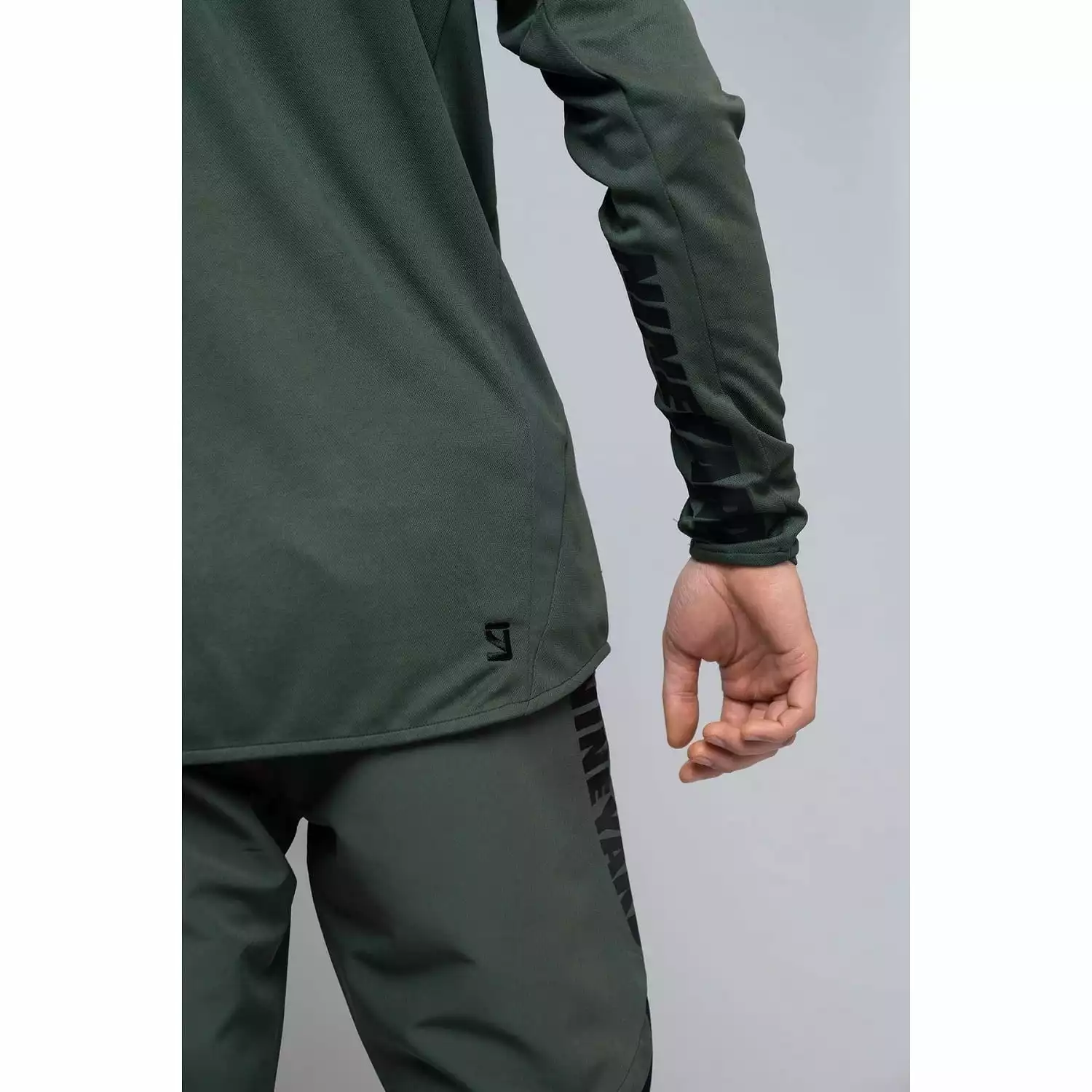 Nineyard CORE. Riding Jersey - Olive – Bild 6